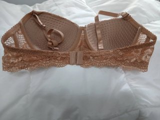 Conjunto Lenceria Encaje Beige y Dorado