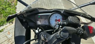 Yamaha YZF 125R Negra Llantas Doradas