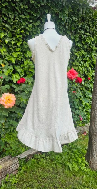 Monísimo vestido evasé mini estampado floral