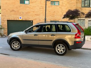 Volvo XC90 2005