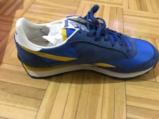 Zapatillas Reebok Azul y Amarillo Talla 43