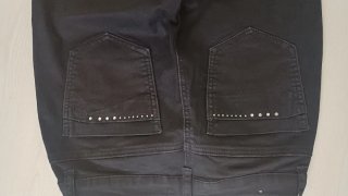 Vaqueros negros talla S con pedrería