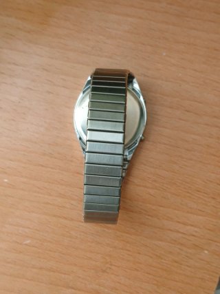Reloj Digital LCD Quartz Años 80