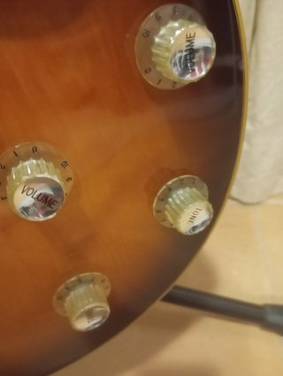 Guitarra DeArmond by Guild M75 Sunburst