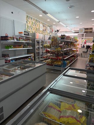 Traspaso supermercado Latino