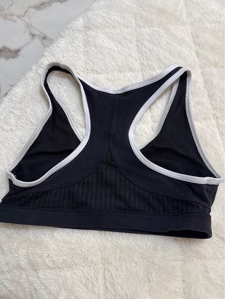 Top deportivo Nike negro Talla S