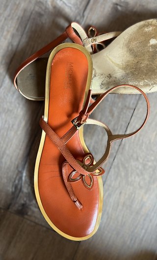 Sandalias Michael Kors Naranja y Dorado