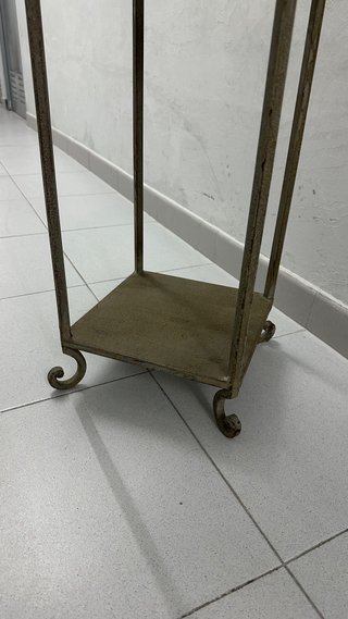 Estantería decorativa de metal