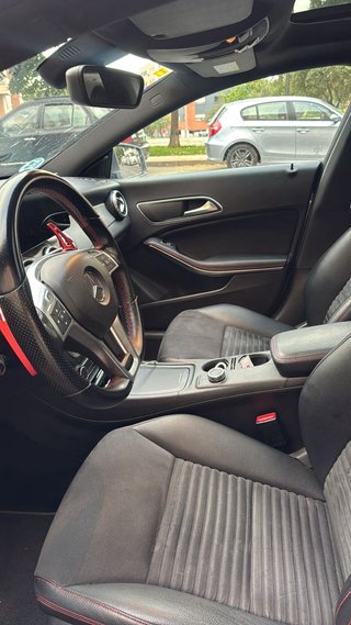 Mercedes-Benz CLA 250 2013