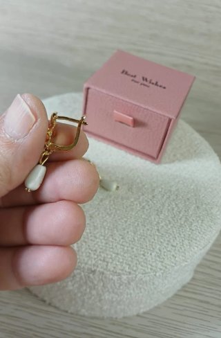 Pendientes Elisabe Flor Coral Blanco Chapado Oro