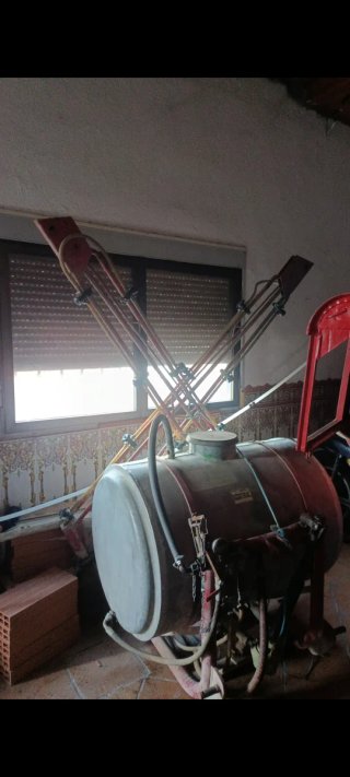 Cuba de tratamiento agrícola