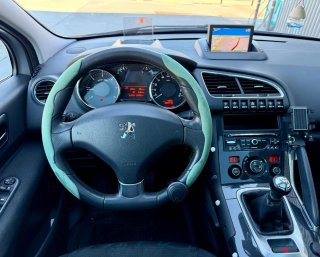 Peugeot 3008 2013