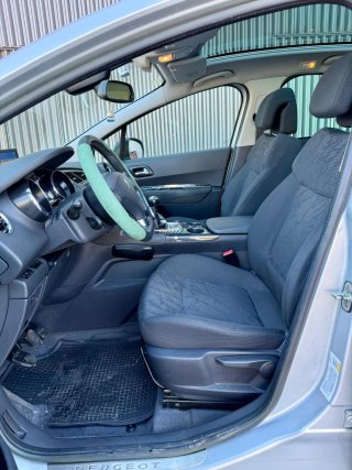 Peugeot 3008 2013