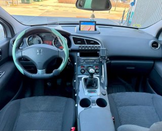 Peugeot 3008 2013