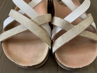 Sandalias Pablosky T32 Blancas y Doradas