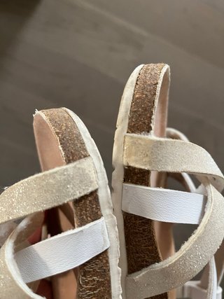 Sandalias Pablosky T32 Blancas y Doradas