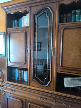 Mueble de salón antiguo madera y cristal