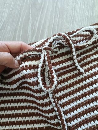 Pantalón fino de verano a rayas