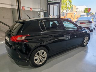Peugeot 308 5p Style 1.6 BlueHDi 120 EAT6