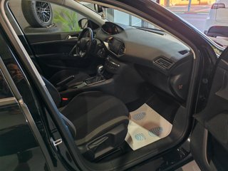 Peugeot 308 5p Style 1.6 BlueHDi 120 EAT6