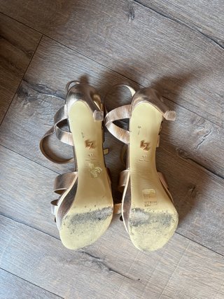 Sandalias Michael Kors Doradas