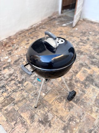 Parrilla Barbacoa Negra con Ruedas