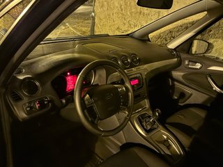 Ford Galaxy 2009
