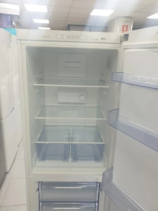 Nevera combi  1.70m x 60cm