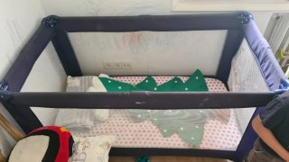 Cuna de viaje plegable con colchón