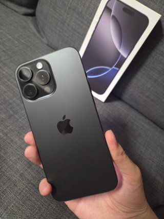 iPhone 16 Pro Max 256GB Nero Pari al Nuovo