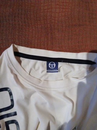 Camiseta Sergio Tacchini blanca y azul