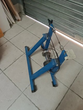 Rodillo Tacx con base y neumático