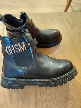 Botas niña negras con tachuelas NUEVAS