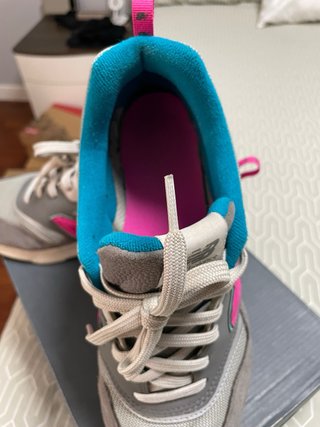 New Balance 997H Gris y Rosa