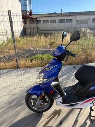 Yamaha Jog R Azul
