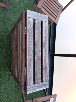 Conjunto mesa y sillas madera terraza