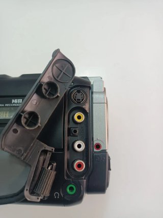 Sony Handycam Hi8 XR CCD-TR845E funzionante