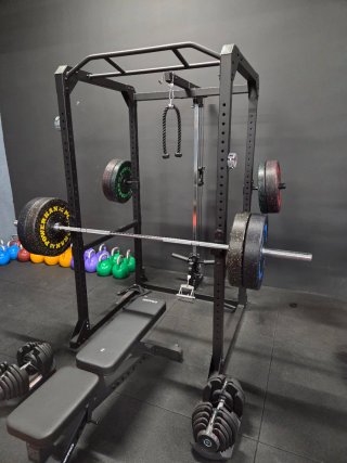 Se alquila espacio para entrenadores personales