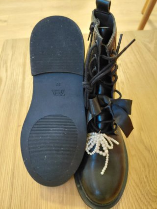 Botas Zara Niña Negras Perlas Lazos