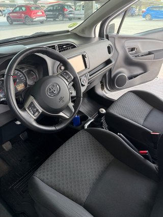 Toyota Yaris 2015