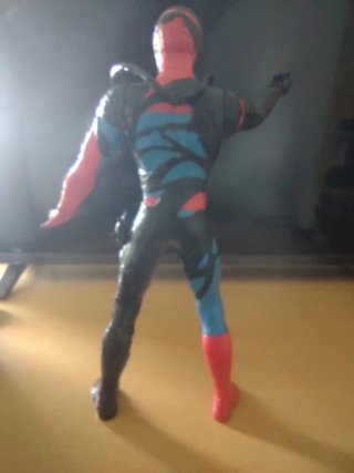 Figura Spiderman Hasbro 28 cm