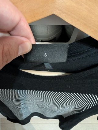 Camiseta Emporio Armani Negra (Original) - Talla S