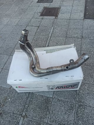 Escape Mivv + colector Kawasaki ER6N