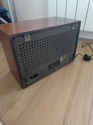 Radio Philips Antigua 44-A