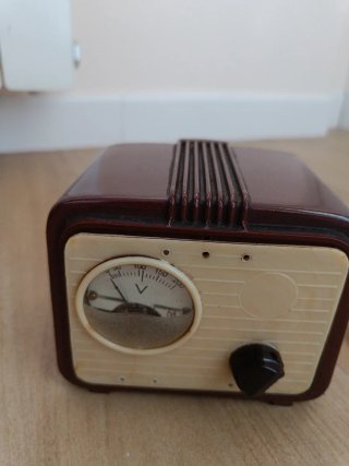 Radio Philips Antigua 44-A