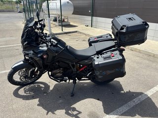 Honda Africa Twin Negra/Gris con DCT
