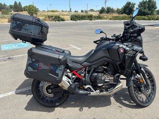 Honda Africa Twin Negra/Gris con DCT