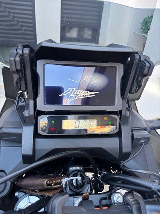 Honda Africa Twin Negra/Gris con DCT