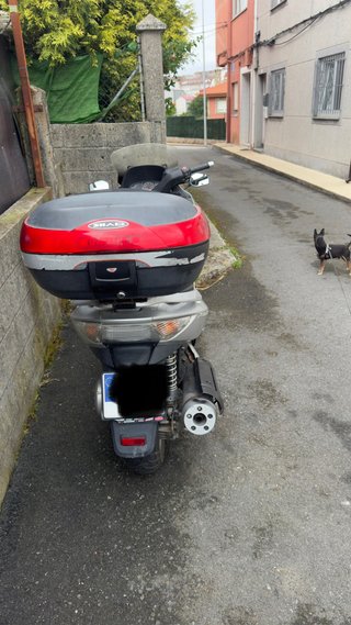 Kymco Xciting 250 - Maxi Scooter Automática