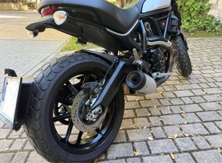 Ducati Scrambler Icon Dark 800